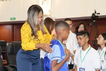 Foto3 Posesión Contralores Estudiantiles