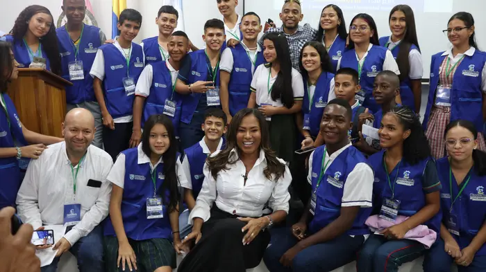 Crea el Logo- s&iacute;mbolo y la Mascota de la RED de contralores estudiantiles del Valle del Cauca