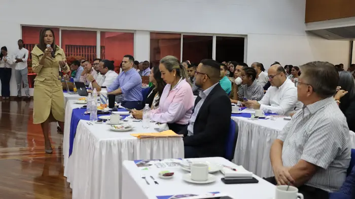 Contralora del Valle y las entidades sujetas a su control, se encontraron hoy