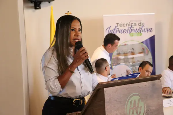 Cuatro proyectos de obras inconclusas est&aacute;n terminados por actuaciones de la Contralor&iacute;a Valle y los gobiernos locales