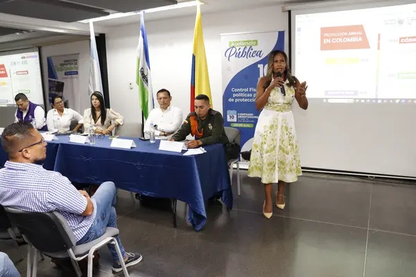 La Contralor&iacute;a del Valle lider&oacute; audiencia p&uacute;blica sobre control fiscal a las pol&iacute;ticas de protecci&oacute;n animal