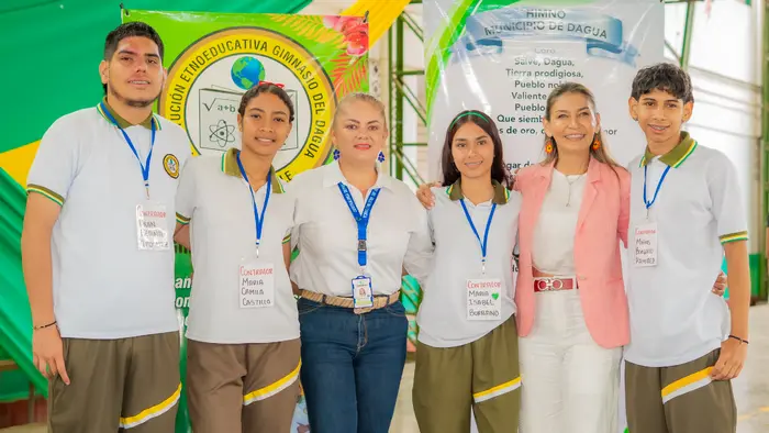 En marzo Colombia elige... &iexcl;y nuestros estudiantes en el Valle del Cauca tambi&eacute;n!