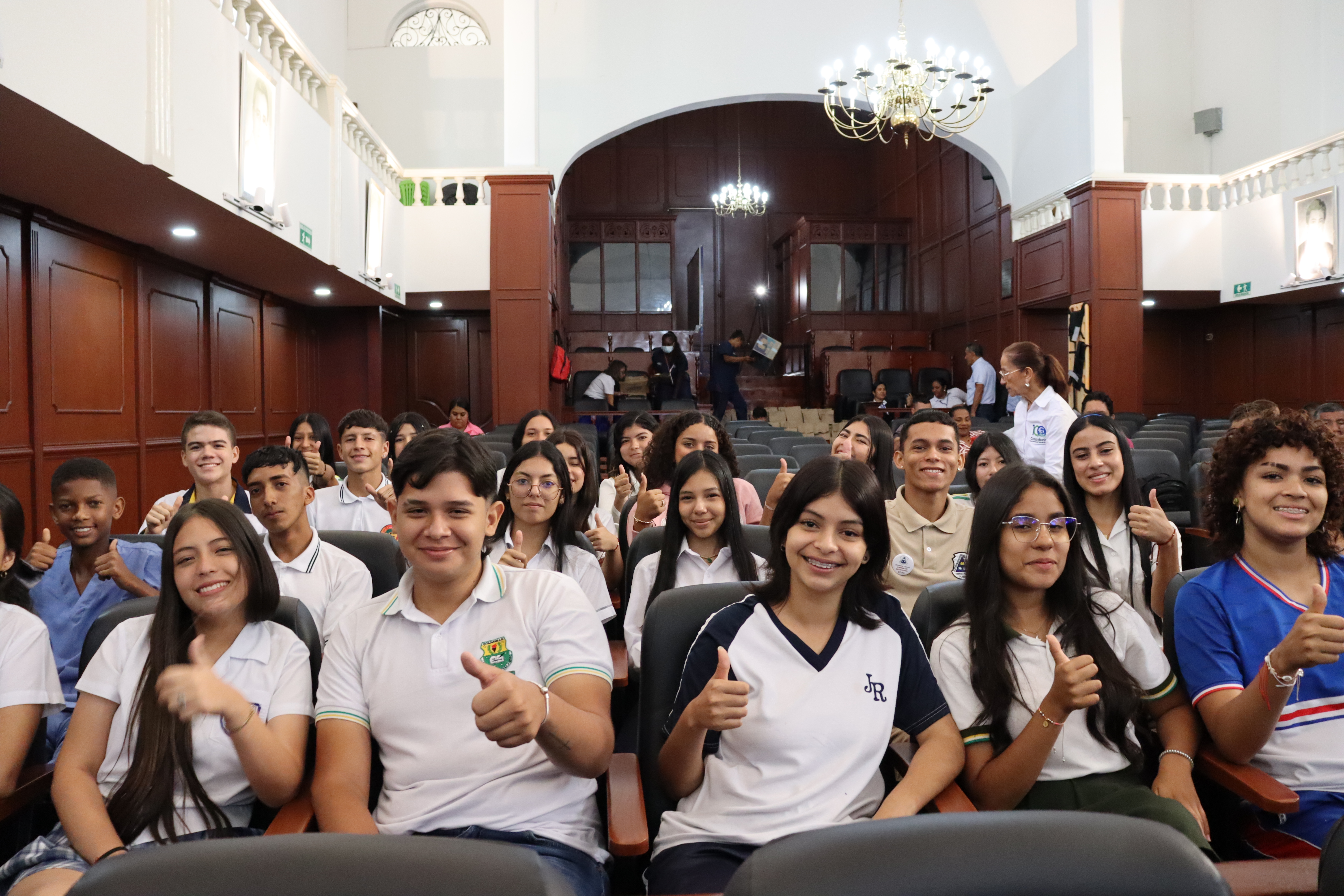 Foto2 Posesión Contralores Estudiantiles Foto2 Posesión Contralores Estudiantiles