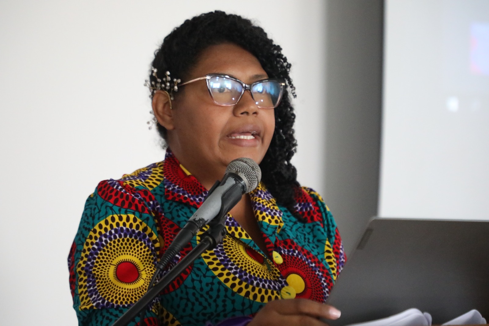 Mujeres cuidadoras de la vida y los recursos9