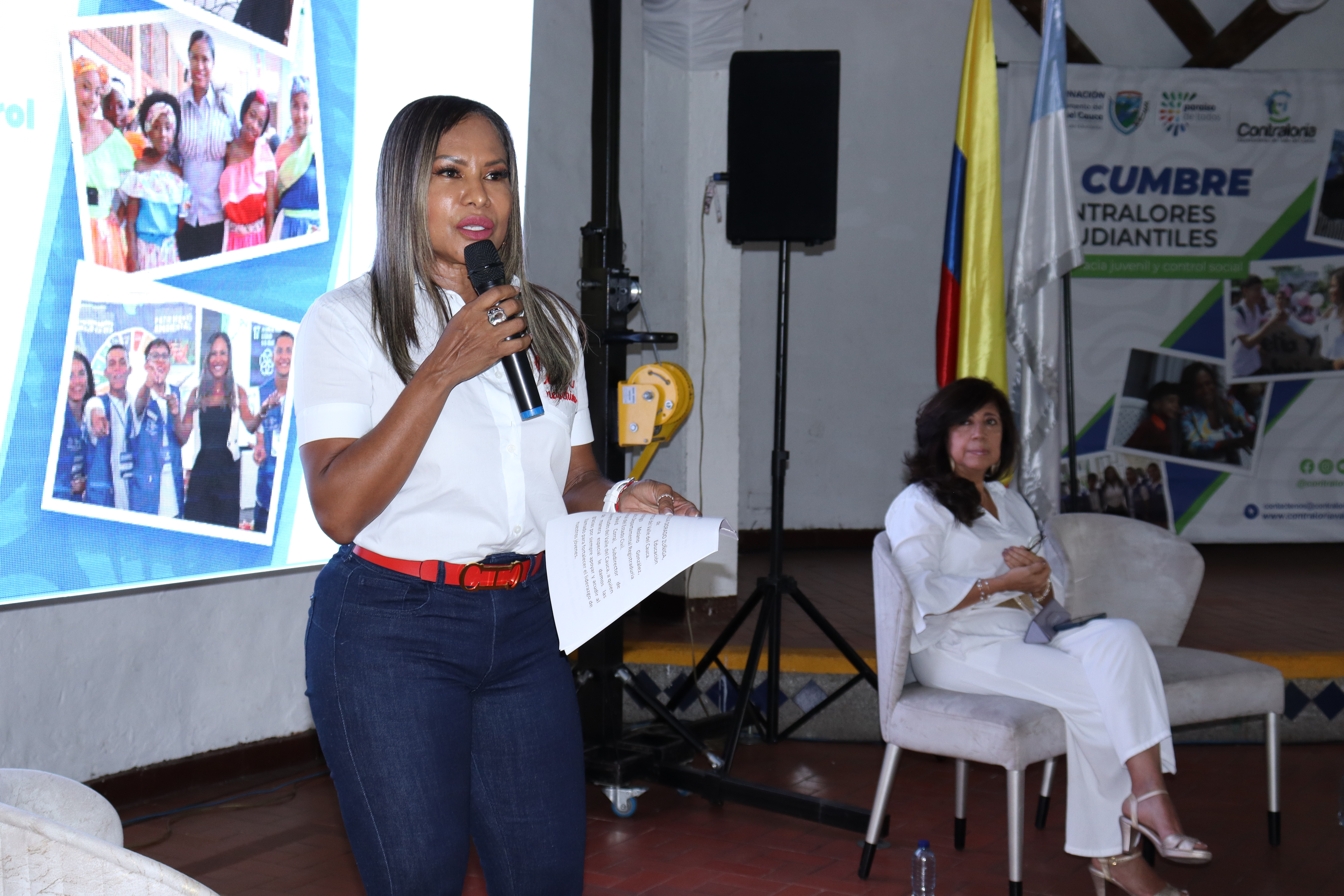 Foto 9 III Cumbre de Contralores Estudiantiles